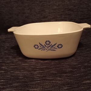 Corning Ware P- 1 1/2 - B 1 1/2 QT Blue Cornflower Casserole Dish Rare Vintage